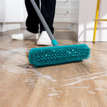 Beldray LA00000011UFEU7 Anti-Bac Dual Action Rubber Head Broom