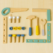 Koala Games G2595 Wooden Workbench With Accesories
