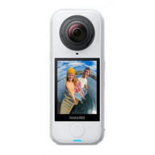 „Insta360 X4 Air“ pradinis rinkinys, arktinė balta