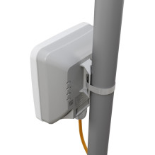 MIKROTIK Cost-effective Cat.4 LTE Outdoor Router SXTsq Embedded LTE4 Global