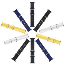 DUX DUCIS strap OCEAN WAVE silicone for Apple Watch 38 / 40 / 41 mm graphite