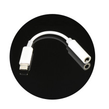 Adapteris AUX Lightning (vyras) - Jack 3,5 mm (lizdas), dėžutė, balta Adapteris AUX Lightning (vyras) - Jack 3,5 mm (lizdas), dėžutė, balta