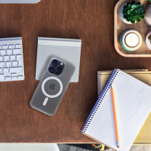 „iPhone 15 PLUS“ dėklas, suderinamas su „MagSafe“ permatomu, sušalusio stiklo apvalkalu. „iPhone 15 PLUS“ dėklas, suderinamas su „MagSafe“ permatomu, sušalusio stiklo apvalkalu.