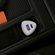 Automobilinis įkroviklis Forcell F-Energy Carbon USB C + USB A QC3.0 PD 3A 38W CC50-1A1C baltas