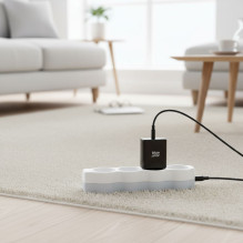 Phone charger Blue Star USB C QC4.0 PD 3A 35W TFB-TC-35WPD black Phone charger Blue Star USB C QC4.0 PD 3A 35W TFB-TC-35WPD black