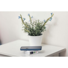 Daugiafunkcis įkroviklis Forcell F-Energy 4in1 2 x USB A + USB C 15W + išorinė baterija 8000mAh + belaidis įkrovimas, ba Daugiafunkcis įkroviklis Forcell F-Energy 4in1 2 x USB A + USB C 15W + išorinė baterija 8000mAh + belaidis įkrovimas, ba