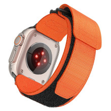 Strap to Apple Watch...