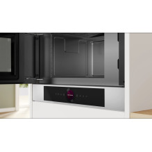 Bosch Serie 8 BFL7221W1 mikrobangų krosnelė, balta, solo, įmontuojama, 21 l, 900 W