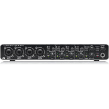 Behringer UMC404HD...