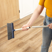 Beldray LA00000165EU7 Long Handled Dustpan & Broom Beldray LA00000165EU7 Long Handled Dustpan & Broom