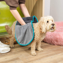 Beldray LA036164UFEU7 Anti-bac Pet Drying Towel With Pockets Beldray LA036164UFEU7 Anti-bac Pet Drying Towel With Pockets