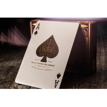 Theory11 Monarchs Cards (red) Theory11 Monarchs Cards (red)
