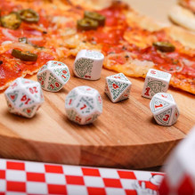 Pizza Pepperoni RPG kauliukų rinkinys Q WORKSHOP Pizza Pepperoni RPG kauliukų rinkinys Q WORKSHOP