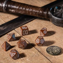The Witcher Geralt kauliukų rinkinys rudos ir sidabrinės sp The Witcher Geralt kauliukų rinkinys rudos ir sidabrinės sp
