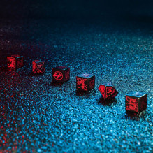 Cyberpunk RED Essential kauliukų rinkinys juodos ir raudonos spalvos Cyberpunk RED Essential kauliukų rinkinys juodos ir raudonos spalvos