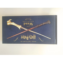 Kosmetinis defektas Harry Potter The Wand Collection knyga Insight Editions