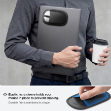 Etui Spigen LD220 Mouse Sleeve na myszkę - czarna