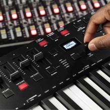 MIDI Klaviatūra - M-AUDIO Oxygen Pro 49 Klavišų USB OLED MIDI Klaviatūra - M-AUDIO Oxygen Pro 49 Klavišų USB OLED