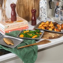 Salter BW14464 Essentials 3 Piece Baking Tray Set Salter BW14464 Essentials 3 Piece Baking Tray Set