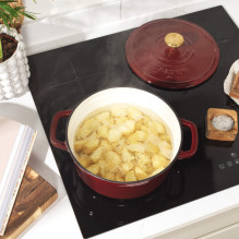 Salter BW13771R Chester 3.4L Cast Iron Casserole Pot 24 cm, Red
