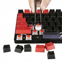 Belaidė mechaninė klaviatūra - „Mad Catz STRIKE 11“.
