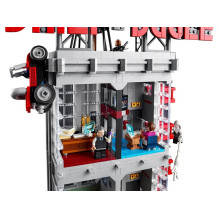Constructor - LEGO® Marvel Daily Bugle Set with 25 Figures