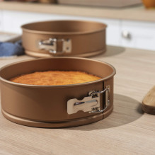 Russell Hobbs RH03791G Opulence 3 Piece Springform Tin Set