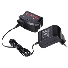 „Black Decker BDCDC18“ gręžtuvas, 650 aps./min., juodas, oranžinis „Black Decker BDCDC18“ gręžtuvas, 650 aps./min., juodas, oranžinis