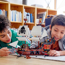 Constructor - LEGO® Creator Pirate Ship 31109