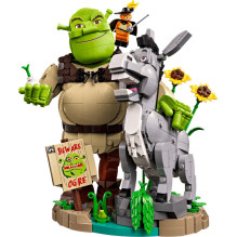 LEGO ICONS 72423 Shrek, Donkey and Puss in Boots