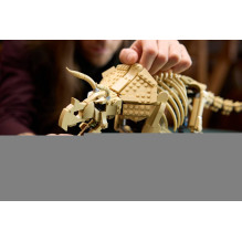 LEGO JURASSIC WORLD 77985 Dinosaur Fossils: Triceratops LEGO JURASSIC WORLD 77985 Dinosaur Fossils: Triceratops