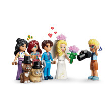 LEGO FRIENDS 42704 Heartlake City Grand Hotel LEGO FRIENDS 42704 Heartlake City Grand Hotel