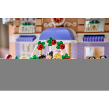 LEGO FRIENDS 42704 Heartlake City Grand Hotel LEGO FRIENDS 42704 Heartlake City Grand Hotel