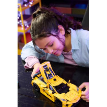 LEGO TECHNIC 42205 Chevrolet Corvette Stingray LEGO TECHNIC 42205 Chevrolet Corvette Stingray