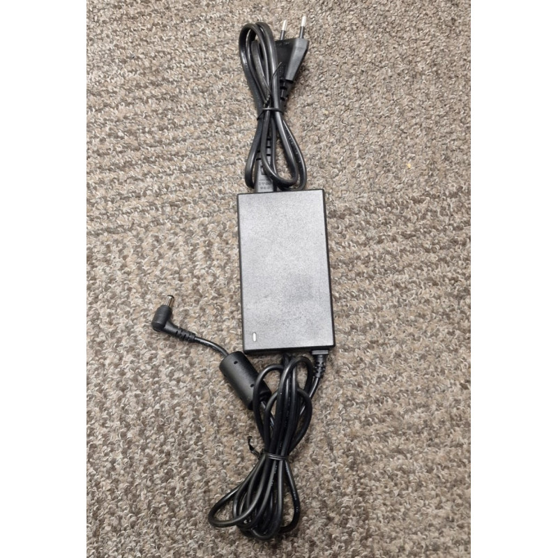 Maitinimo šaltinis 50W 12V 4.16A 5.5 / 2.1-2.5 mm IP20 Plastikinis stalo laidas komplekte juodas