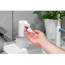 Automatic touchless foam...