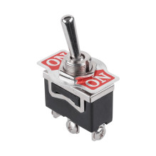Perjungiklis KN3(C)-102, 10A 125VAC / 6A 250VAC, SPDT 3P korpusas