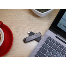 ATMINTIES DISKAS USB-C 1TB / SDDDE1-1T00-G46 SANDISKAS