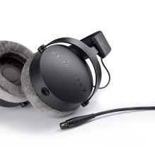 Beyerdynamic DT 700 Pro X ausinės su laidiniu galvos lankeliu, juodos Beyerdynamic DT 700 Pro X ausinės su laidiniu galvos lankeliu, juodos