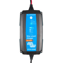 Blue Smart IP65 Charger 12 / 10 + DC connector