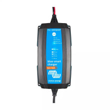 Blue Smart IP65 Charger 12 / 10 + DC connector