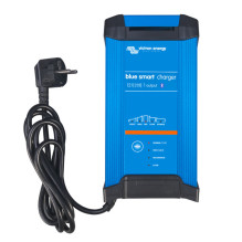 Blue Smart IP22 Charger 12 / 20 (1)