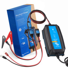 Blue Smart IP65 Charger 12 / 25 + DC connector