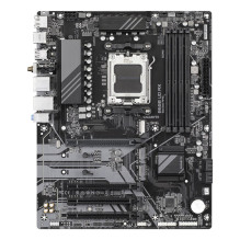 GIGABYTE B650 UD AX Motherboard - AMD Ryzen 9000 Series CPUs, 6+2+2 Phases VRM, up to 7600MHz DDR5 (OC), 1xPCIe 5.0 + 2x