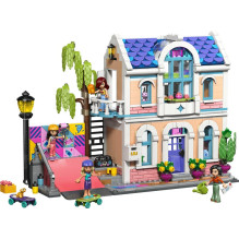 LEGO® Friends Family House 42687, 946 pcs LEGO® Friends Family House 42687, 946 pcs