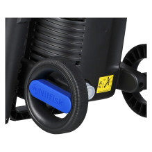 „Nilfisk Core 130-6 PowerControl“ – ES lygio elektrinė plovimo mašina, 462 l/val., juoda, mėlyna „Nilfisk Core 130-6 PowerControl“ – ES lygio elektrinė plovimo mašina, 462 l/val., juoda, mėlyna