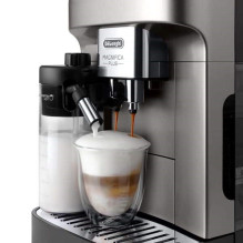 DeLonghi ECAM 320.70.TB espreso kavos aparatas DeLonghi ECAM 320.70.TB espreso kavos aparatas