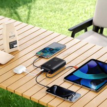 Powerbank Veger K3 (W3018) PD QC3.0 35W 30000 mAh with built-in Type C cables / Lightning black