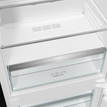 Gorenje Kombinerade kyl / frysskåp NRKI619D61WFE BK070