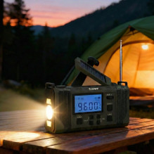 Hawk HWRDI420GN Radio Solar Dynamo With Flashlight